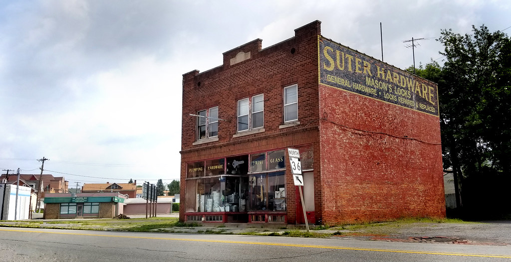 Suter's Hardware Image